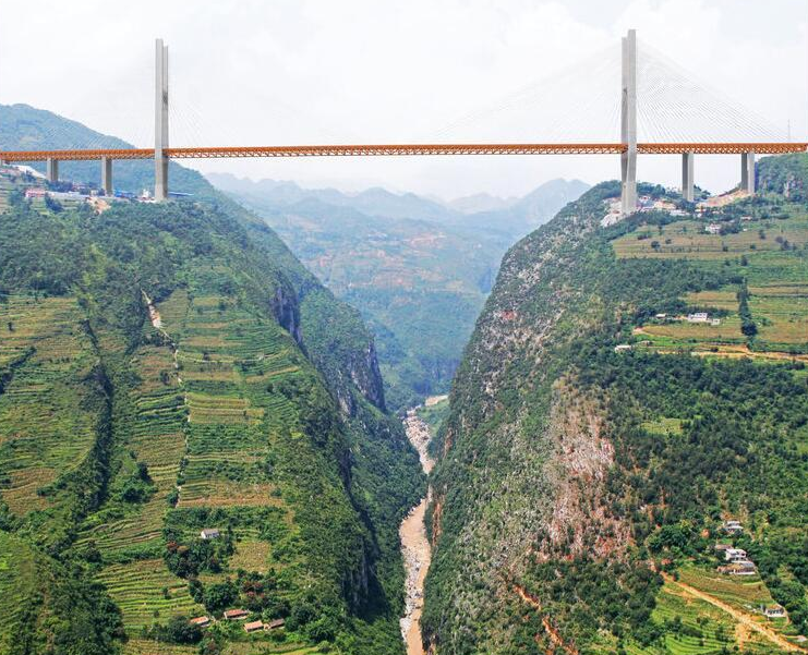 反光涂料為高速路添彩，高速路為旅游勝地增光