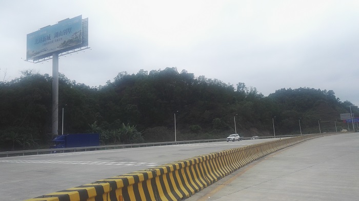 產品50問之防撞墩反光油漆掉“粉”了？（下）