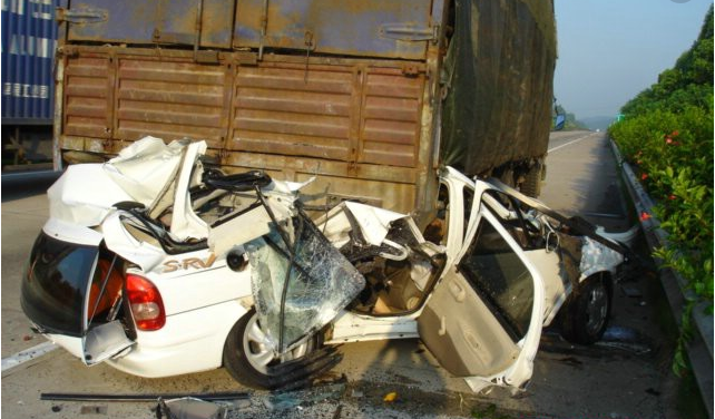 匯勝馬路反光漆：你應該是要成為榜樣的