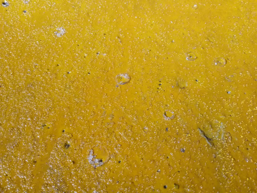 工地上涂刷的道路反光漆有氣泡怎么辦？