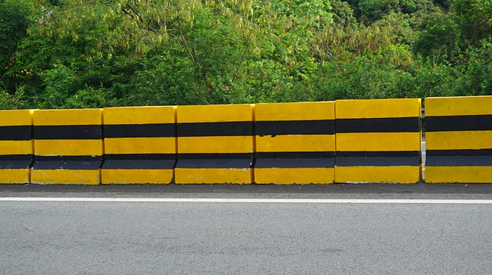 交通水泥墩反光漆