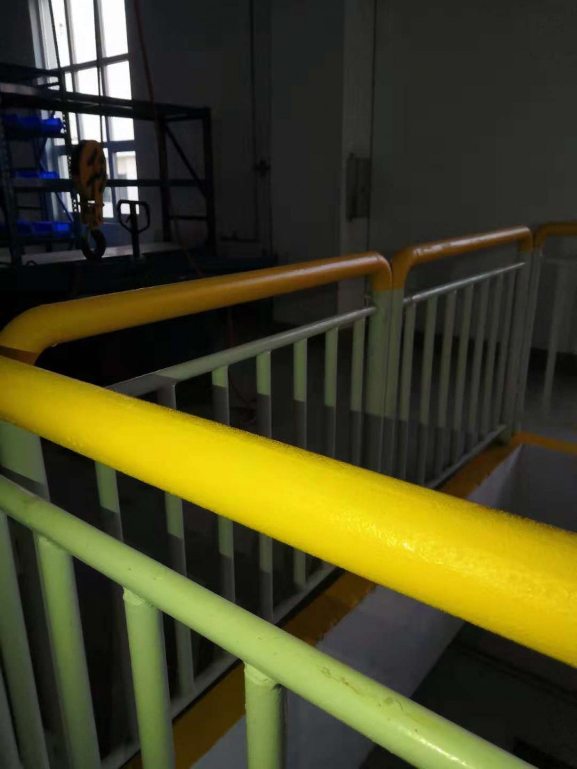 護欄專用反光漆為什么會出現脫落？