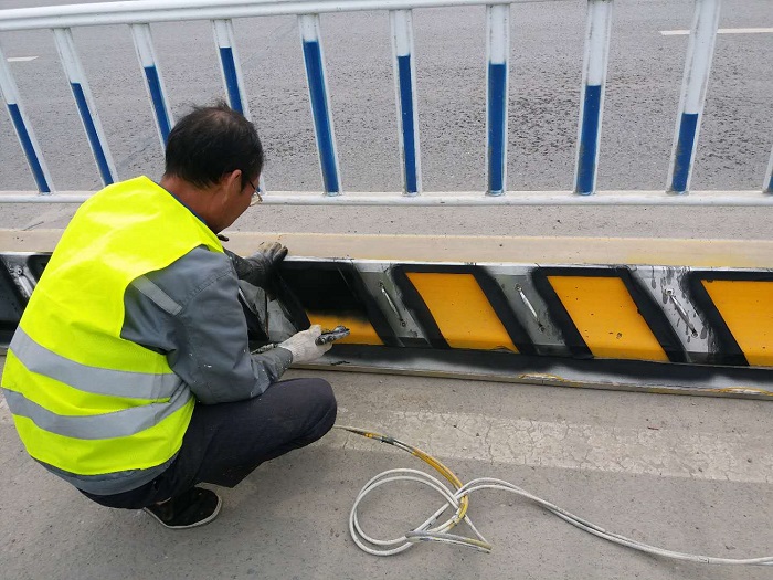 零下20攝氏度可以進行道路防撞反光漆施工嗎？