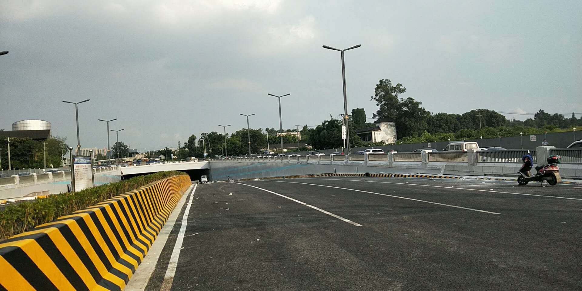 道路防撞反光漆該怎么選擇？