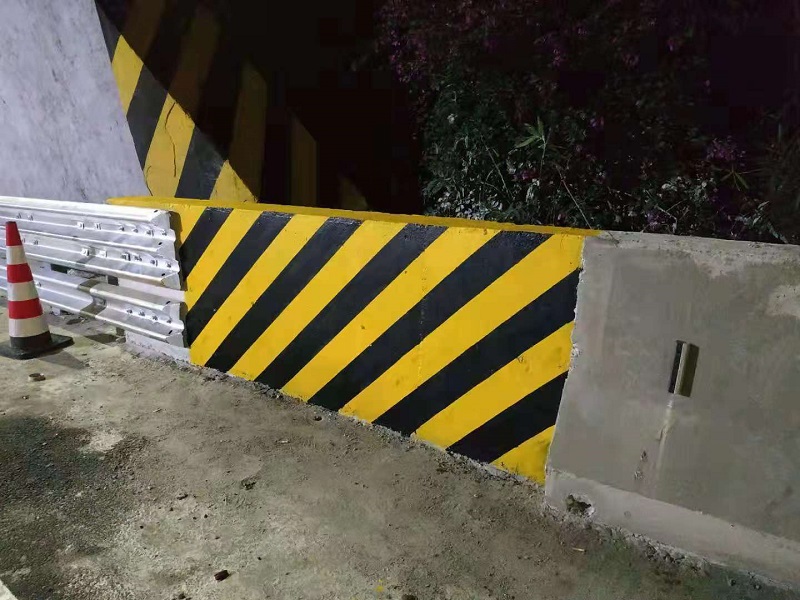 警示反光油漆在冬夏兩季的干燥速度有何不同？