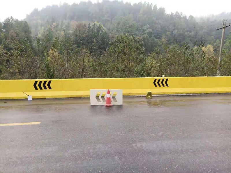 反光油漆為什么頻繁受到高速公路工程建設(shè)的歡迎？