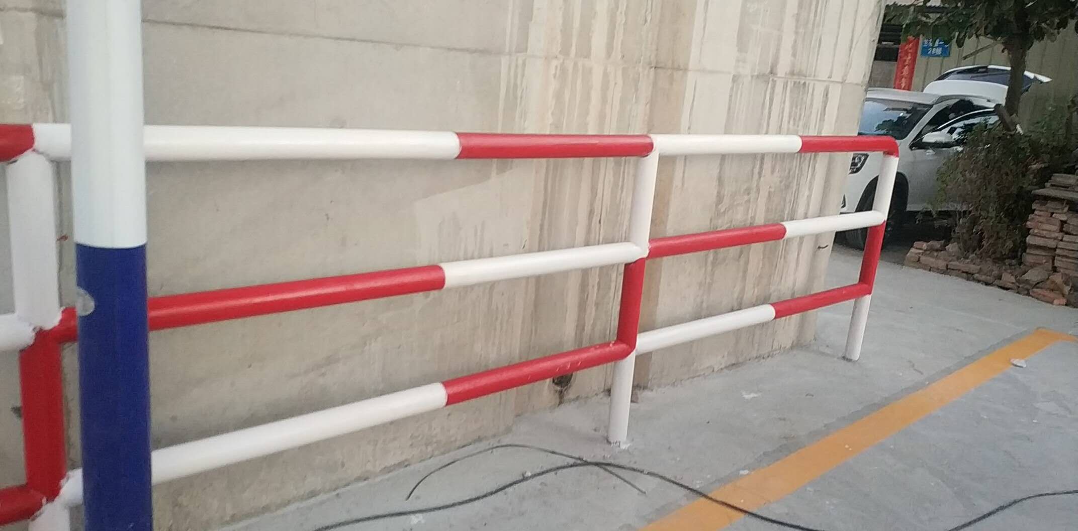 會(huì)勝漆的道路警示反光涂料中的發(fā)光晶體效果如何