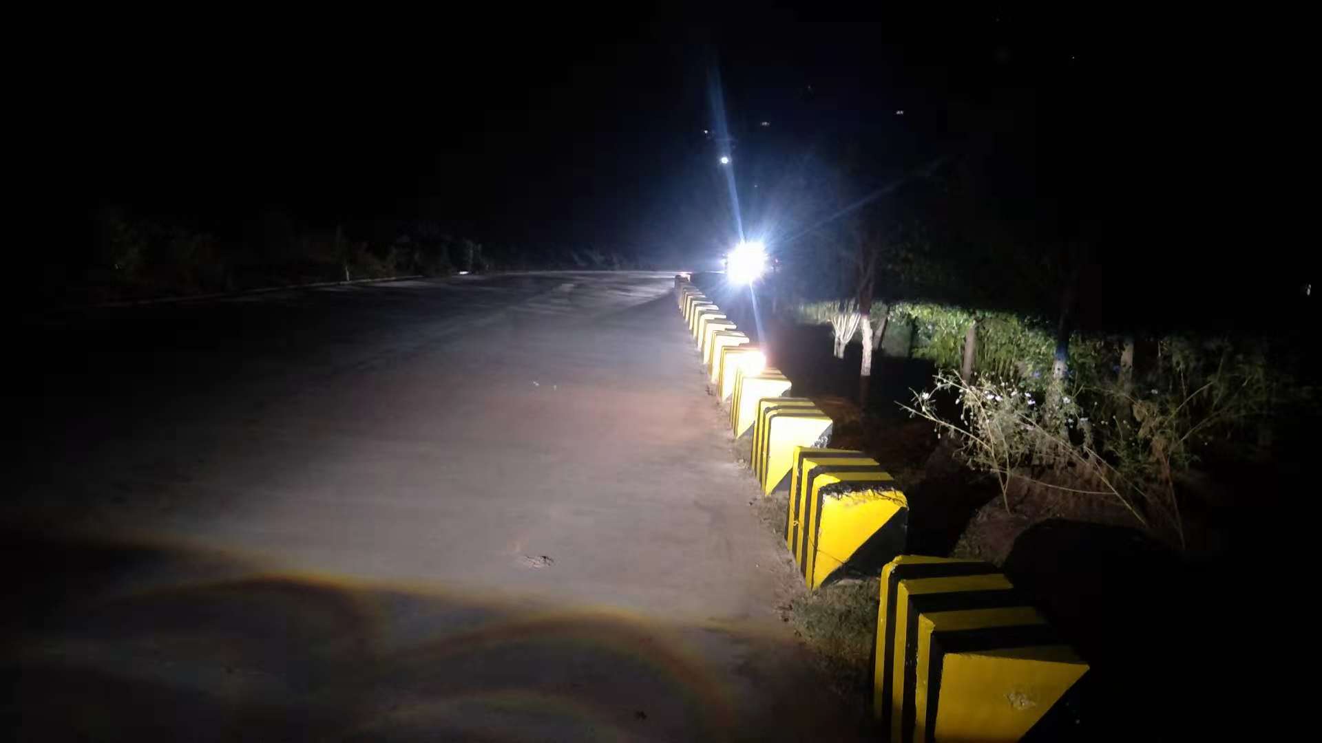 黃黑反光漆要怎么進行涂刷？