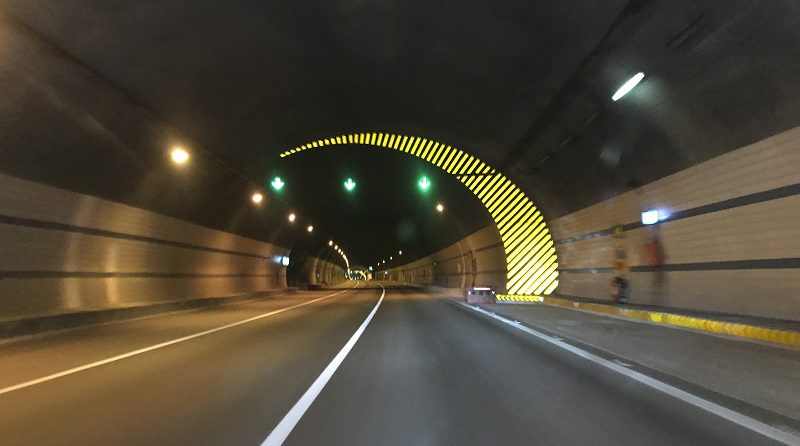 隧道為什么要涂刷反光漆呢？