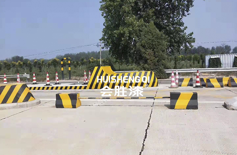 刷水泥制品的油漆都有什么特點(diǎn)？