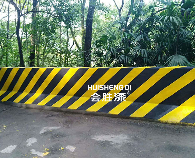 為什么水性漆干了之后一擦就掉？