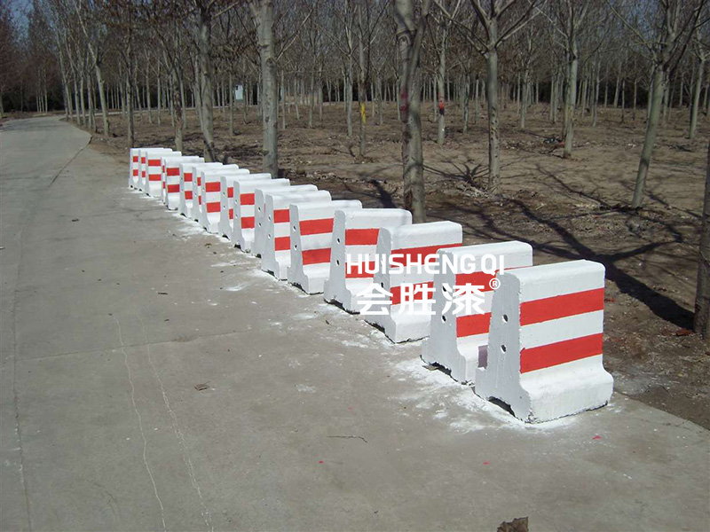 高強反光漆鑄造的風景線