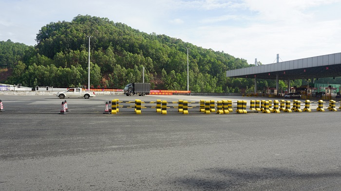 防撞墩反光油漆 防撞墩反光油漆