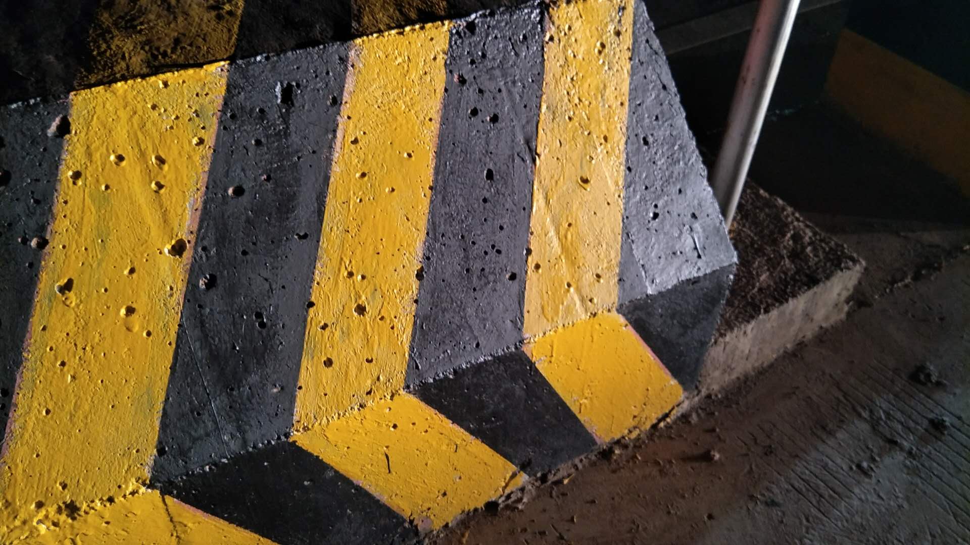 防撞墩專用反光漆